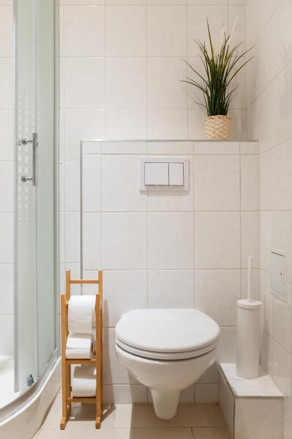 Appartement Bright, Cozy & Quiet à Vienne Extérieur photo