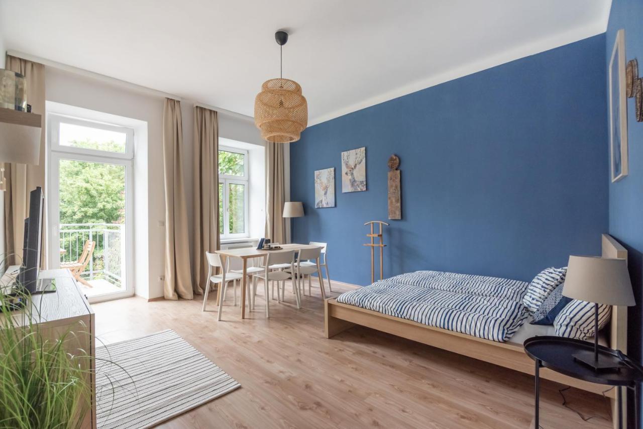 Appartement Bright, Cozy & Quiet à Vienne Extérieur photo